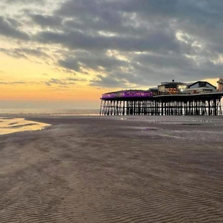 Ocean View Apartments - Sloane Blackpool Kültér fotó